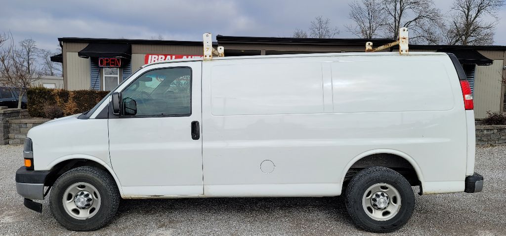 CHEVROLET EXPRESS G2500 2017 CHEVROLET EXPRESS G2500 1GCWGAFF4H1135883