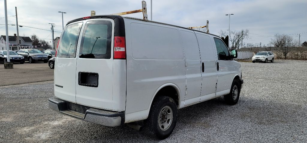CHEVROLET EXPRESS G2500 2017 CHEVROLET EXPRESS G2500 1GCWGAFF4H1135883