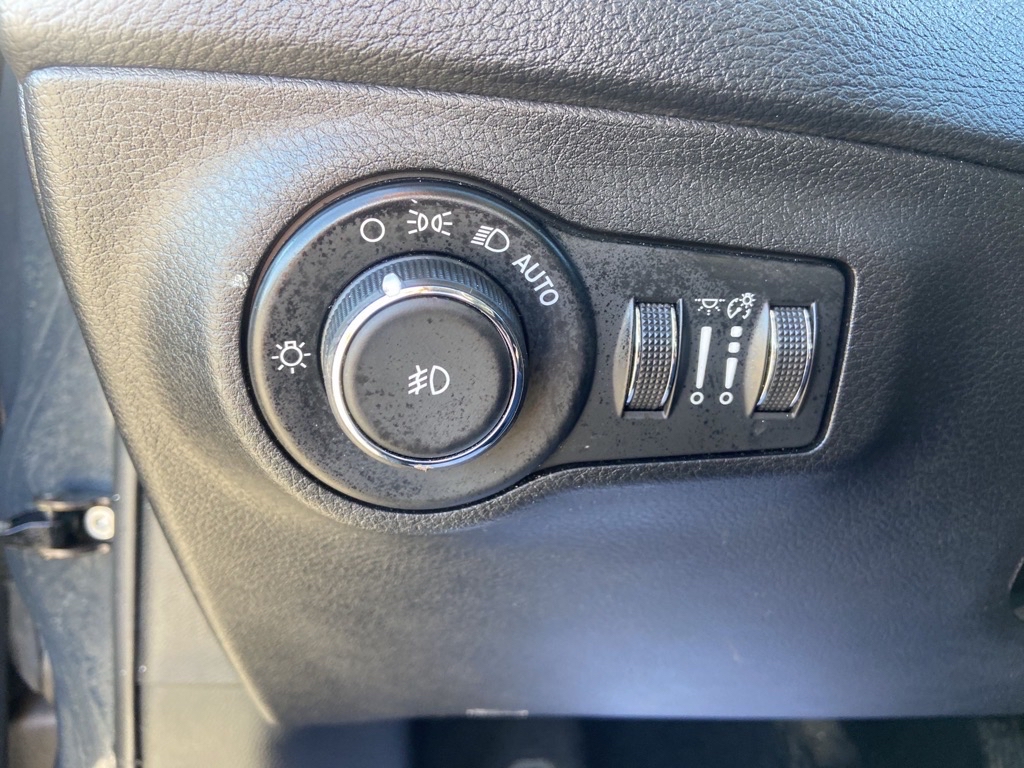 JEEP COMPASS 2018 JEEP COMPASS 3C4NJDDB5JT503064