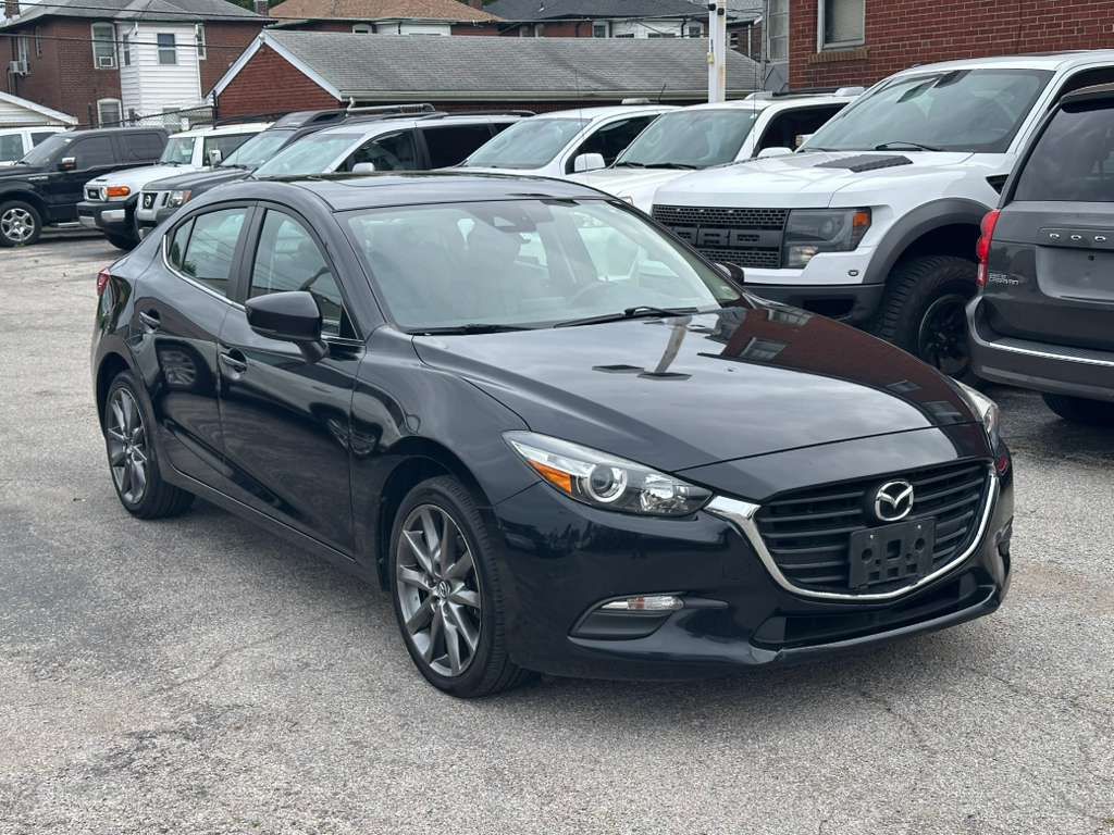 2018 Mazda MAZDA3 Touring