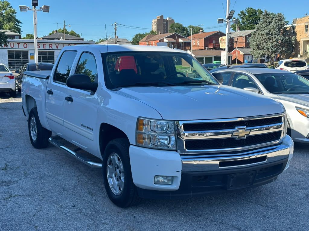 2011 Chevrolet Silverado 1500 LT Crew Cab RWD