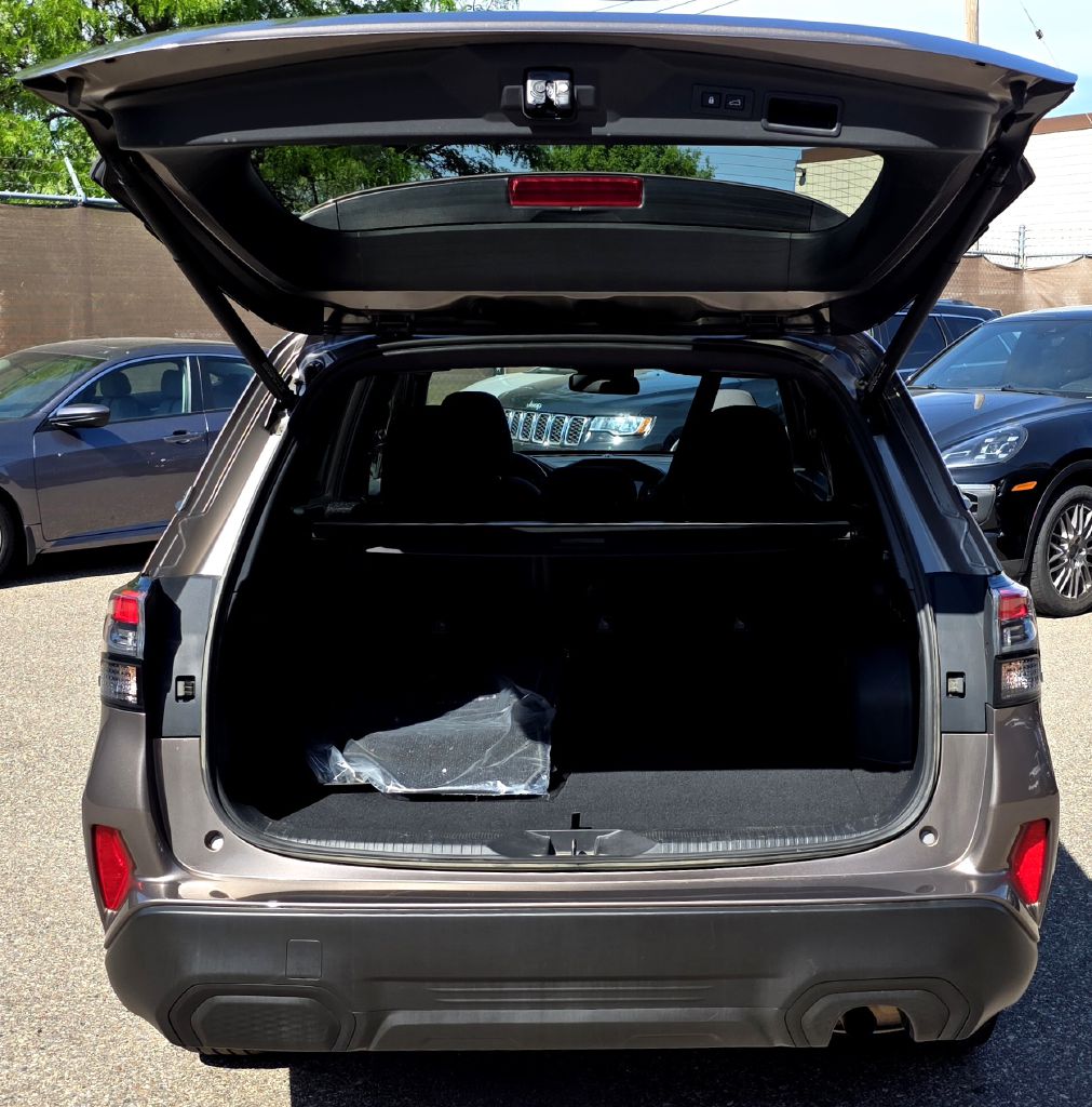 Photo 7 of this SUBARU FORESTER