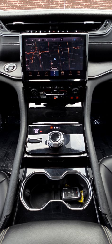 Photo 14 of this JEEP GRAND CHEROKEE