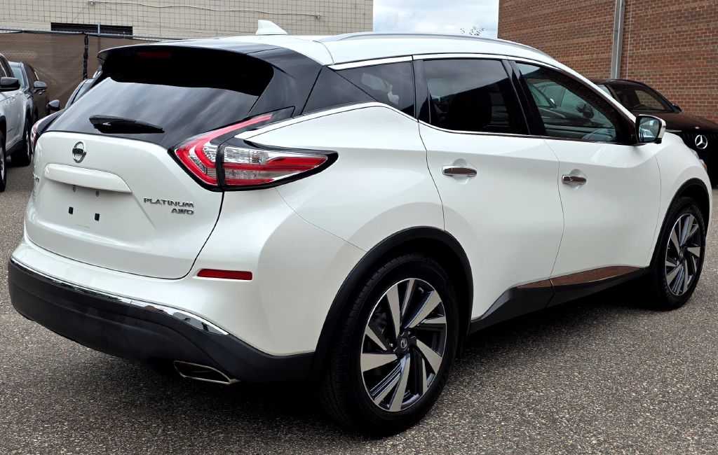 Photo 2 of this NISSAN MURANO