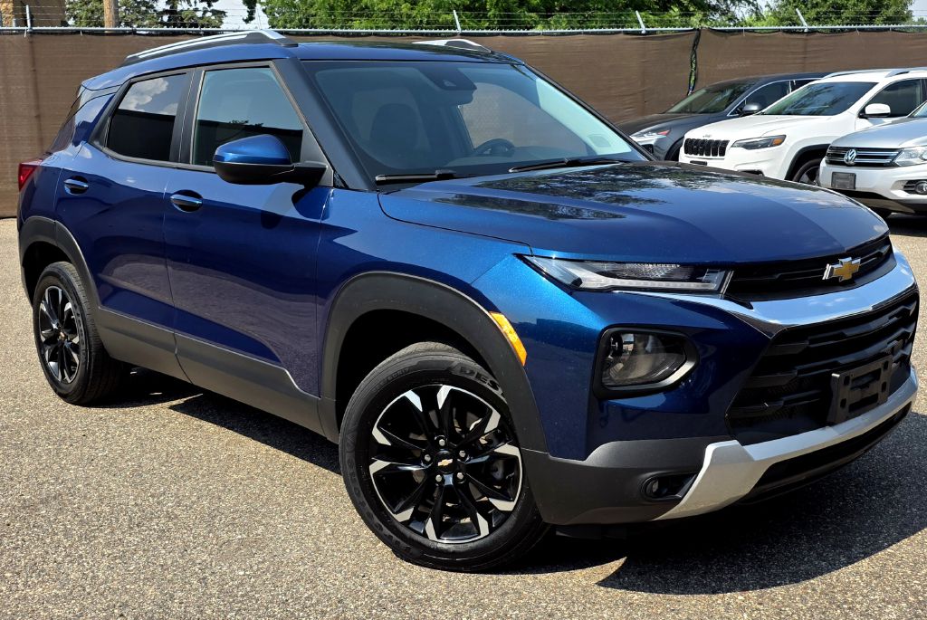 Blue 2021 Chevrolet Trailblazer SUV / Crossover Four-Wheel Drive Automatic