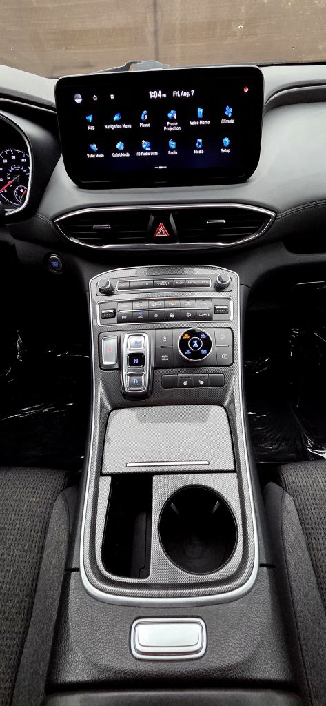 Photo 14 of this HYUNDAI SANTA FE