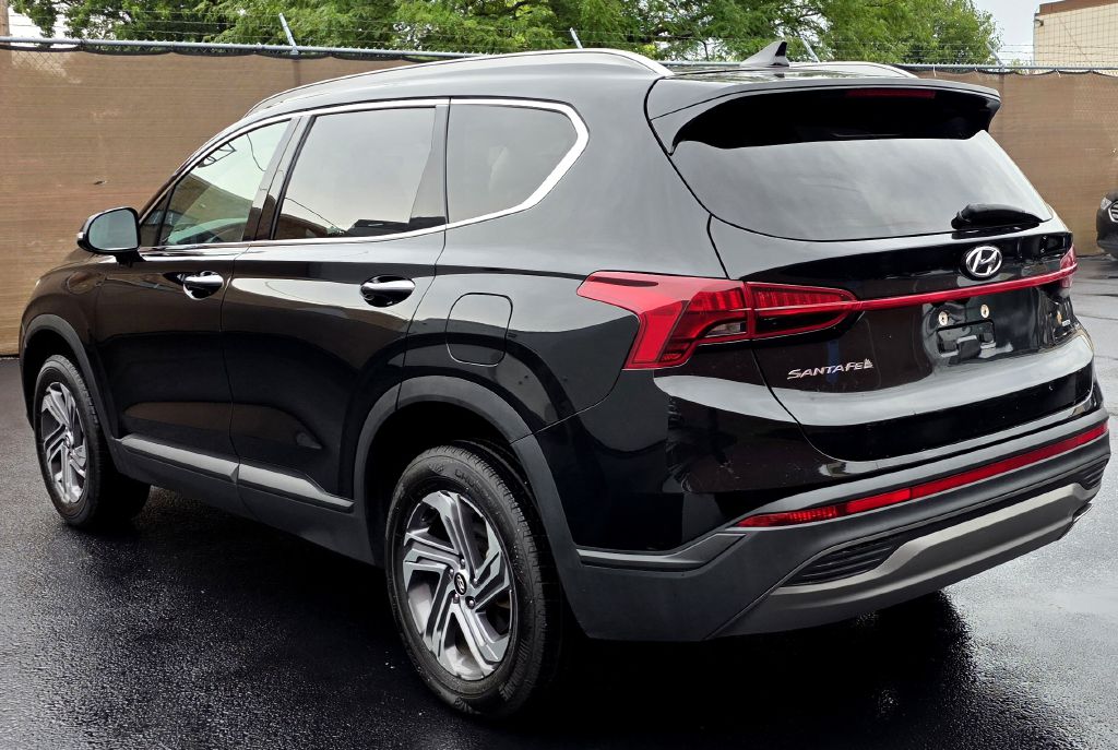 Photo 5 of this HYUNDAI SANTA FE