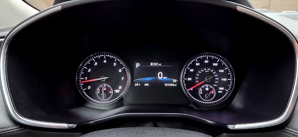 Photo 15 of this HYUNDAI SANTA FE