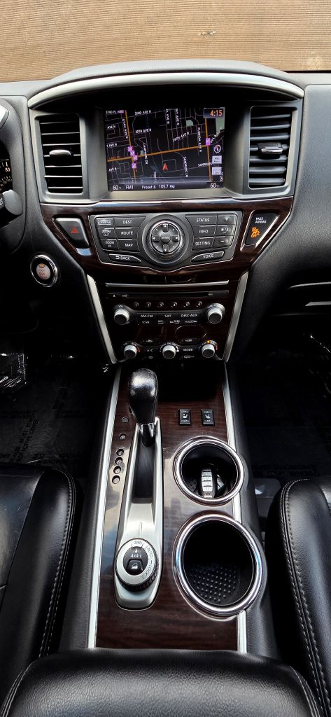 Photo 14 of this NISSAN PATHFINDER