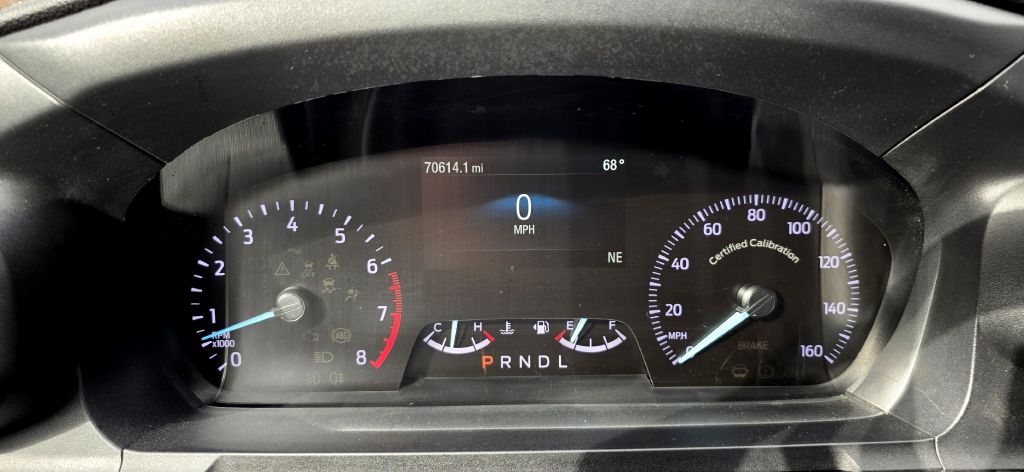 Photo 15 of this FORD EXPLORER