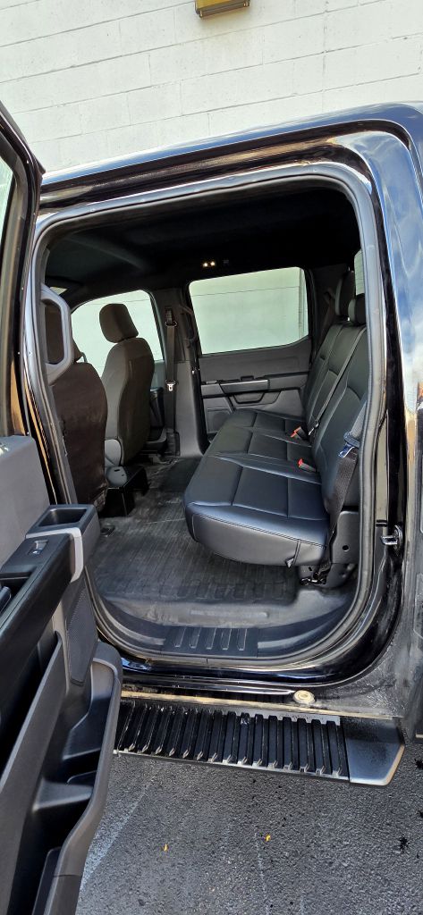 Photo 11 of this FORD F150