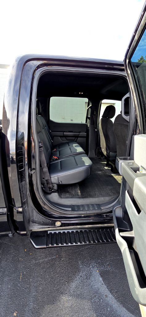 Photo 9 of this FORD F150