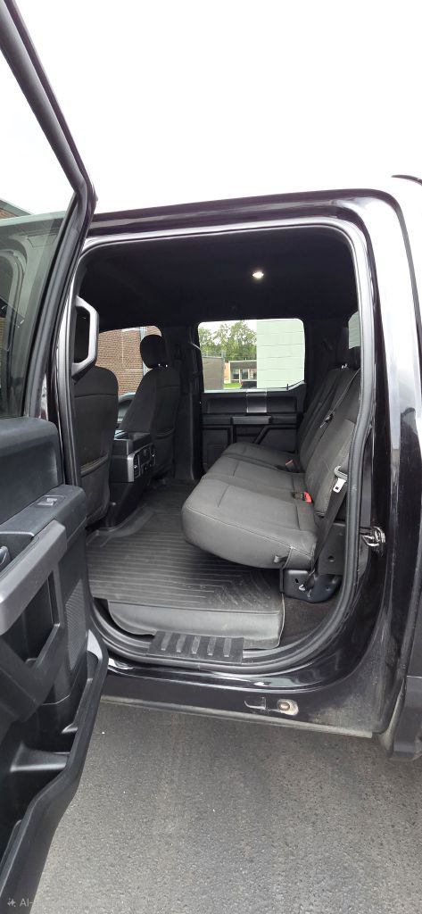 Photo 11 of this FORD F150