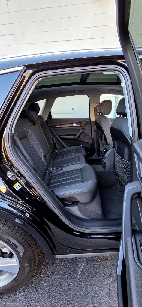Photo 9 of this AUDI Q5