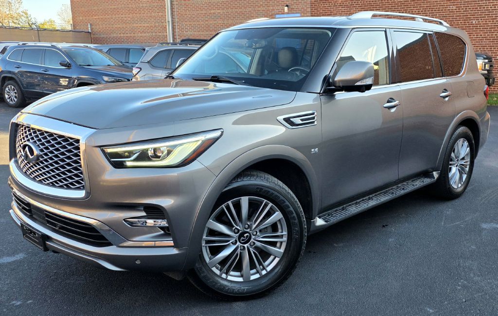Photo 4 of this INFINITI QX80