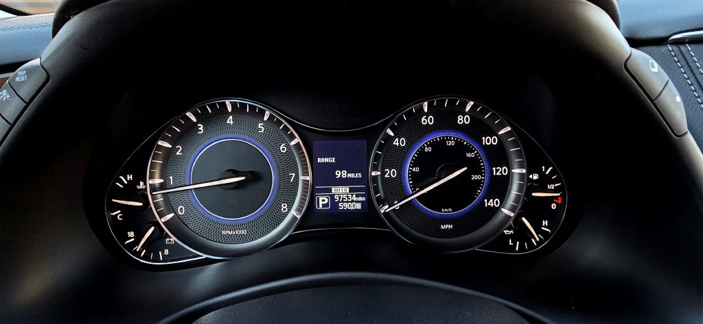 Photo 15 of this INFINITI QX80
