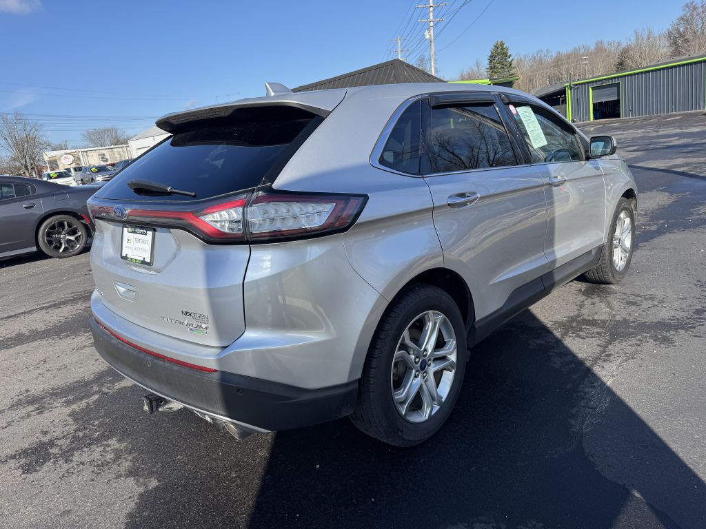 Photo 4 of this FORD EDGE