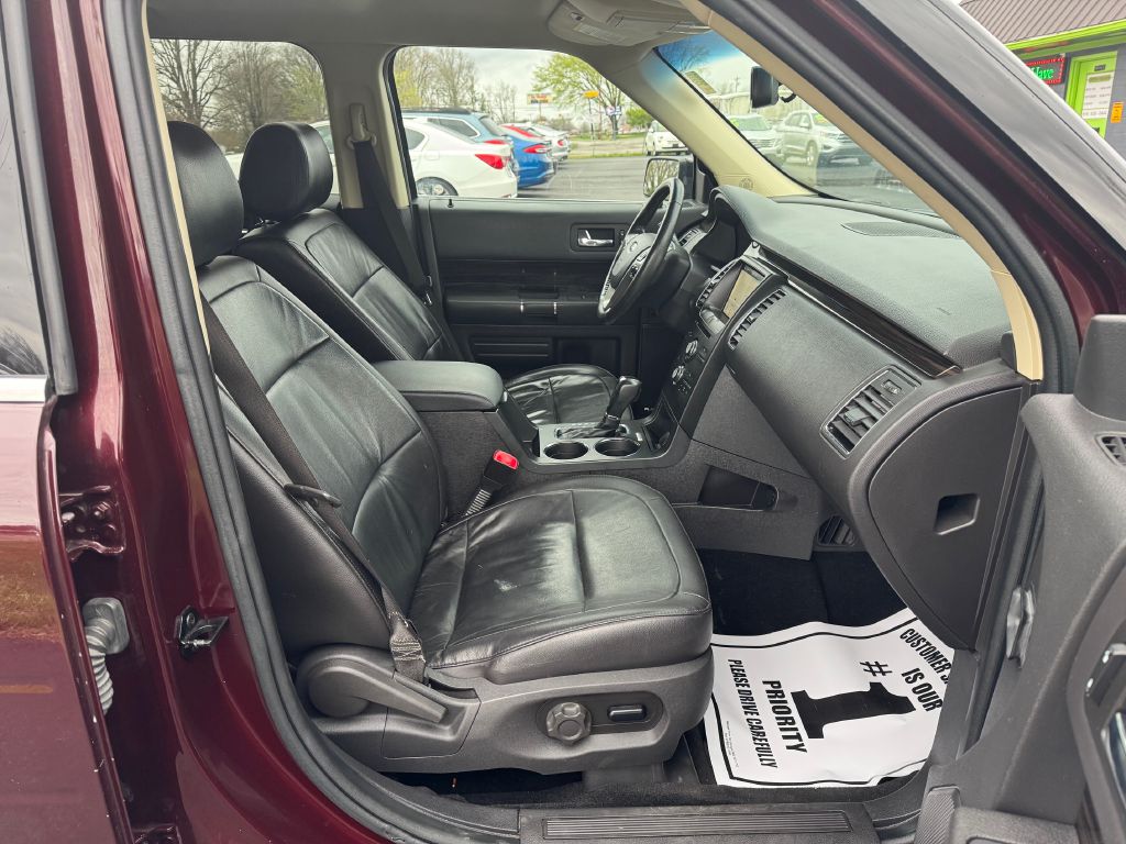 Photo 9 of this FORD FLEX