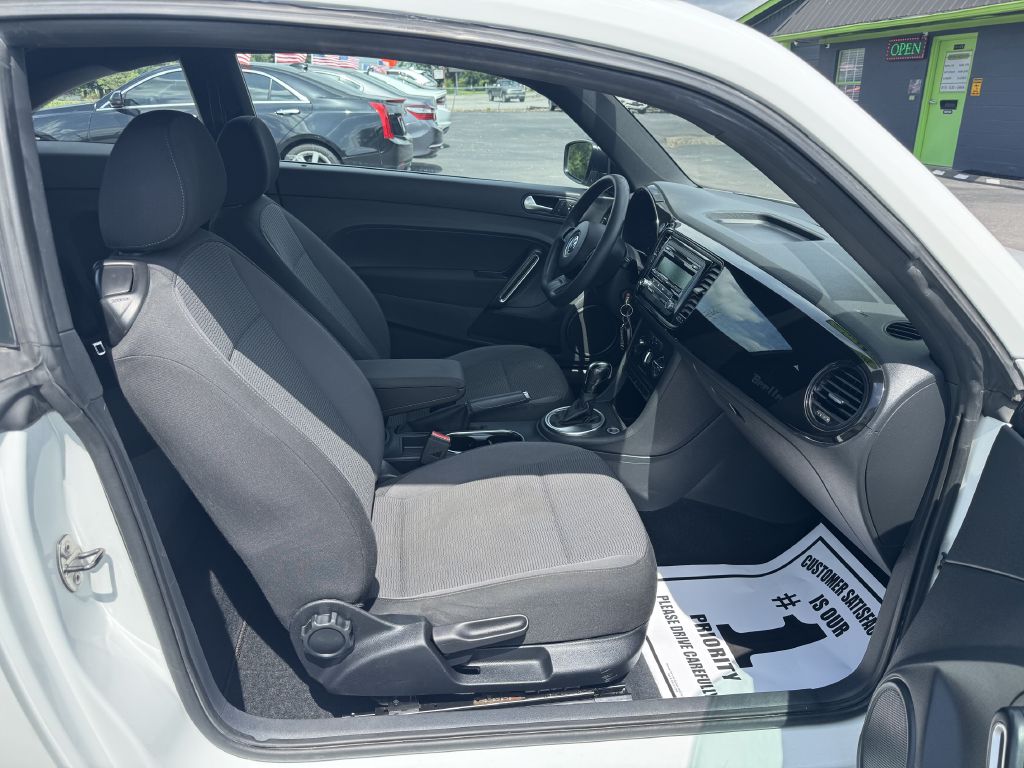 Photo 8 of this VOLKSWAGEN BEETLE