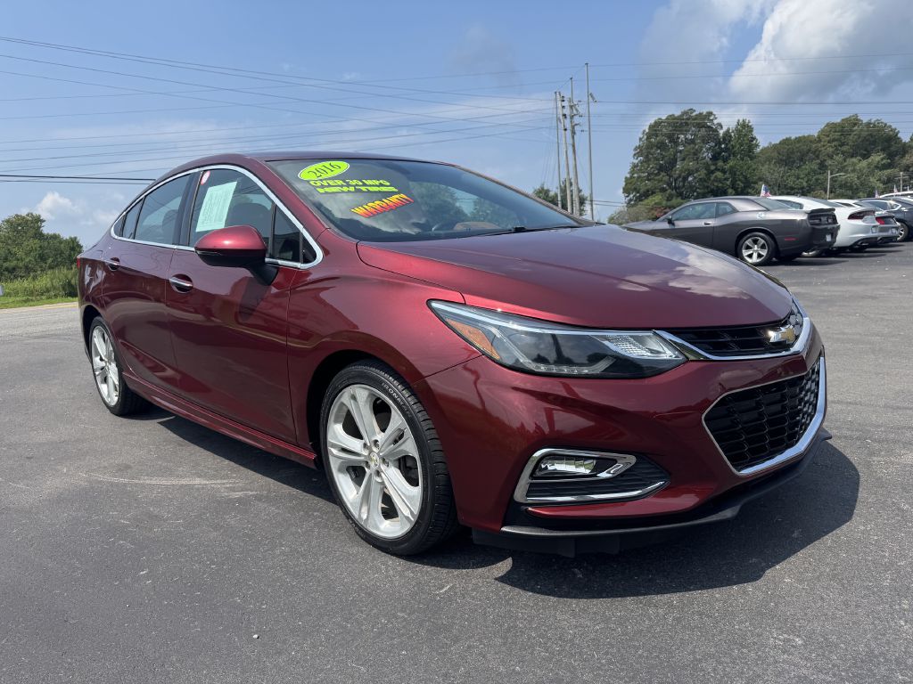 Photo 3 of this CHEVROLET CRUZE