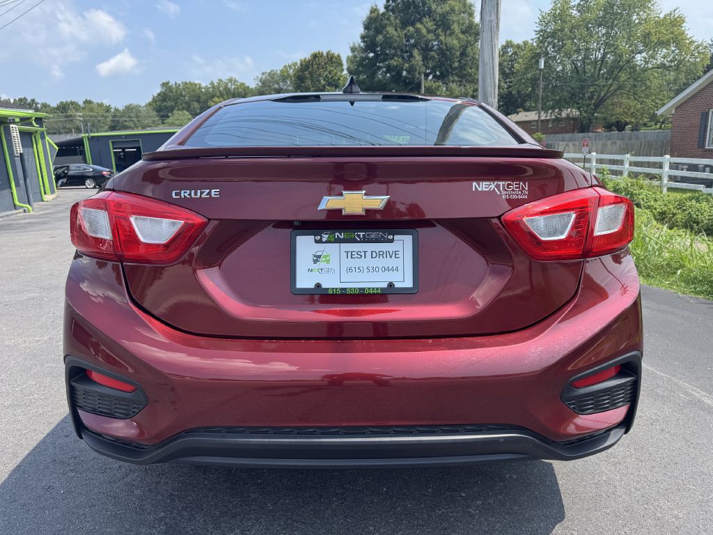 Photo 5 of this CHEVROLET CRUZE