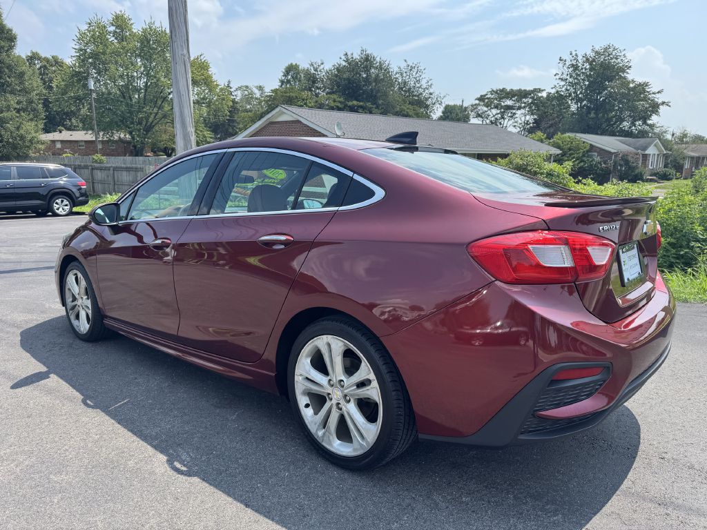 Photo 6 of this CHEVROLET CRUZE