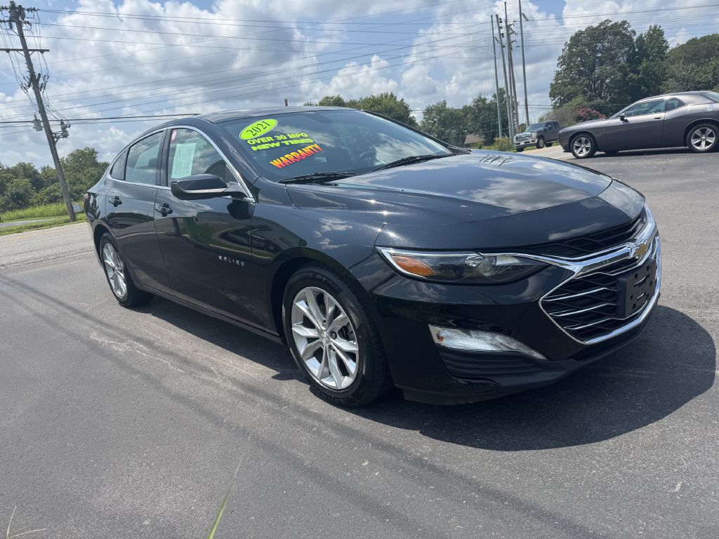 Photo 3 of this CHEVROLET MALIBU