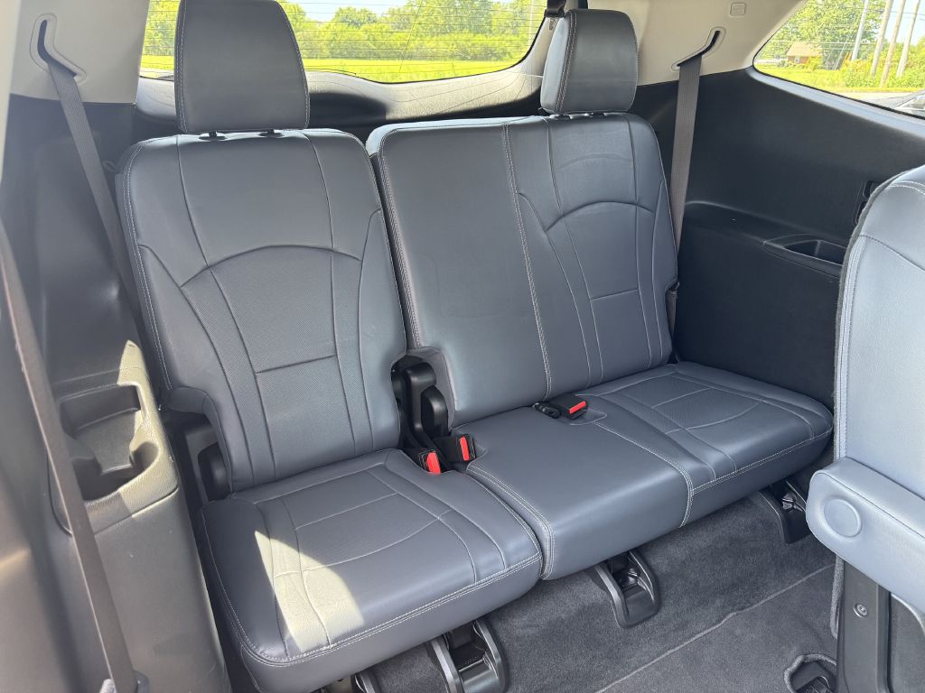 Photo 11 of this BUICK ENCLAVE