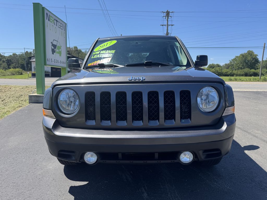 Photo 2 of this JEEP PATRIOT