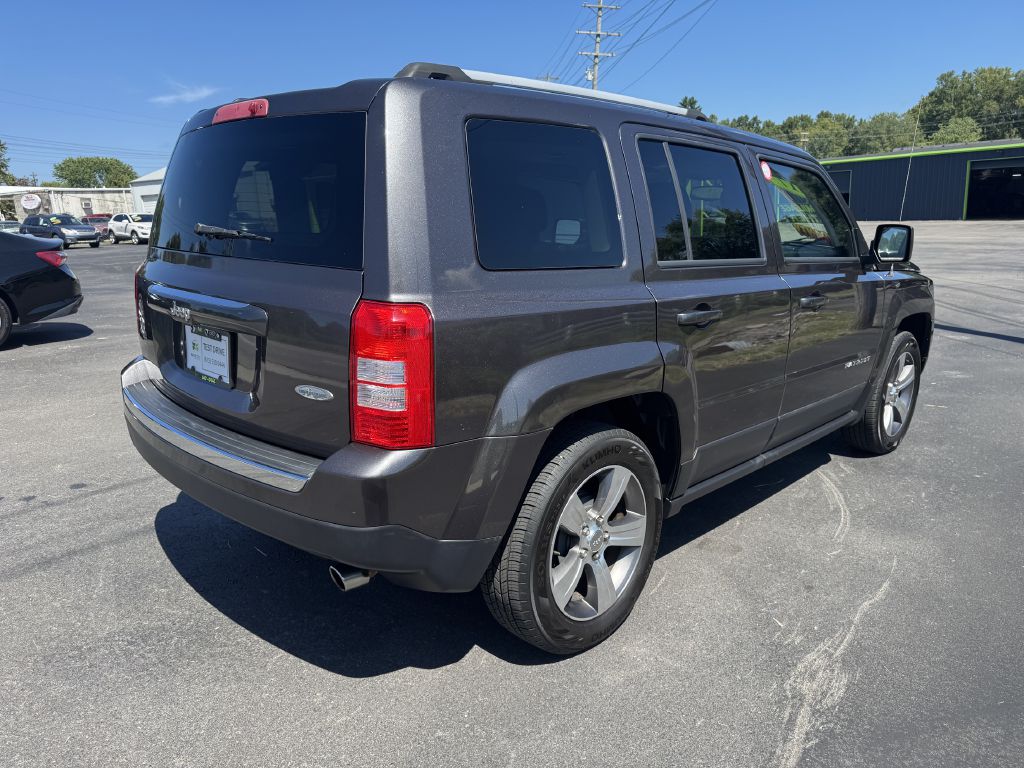 Photo 4 of this JEEP PATRIOT
