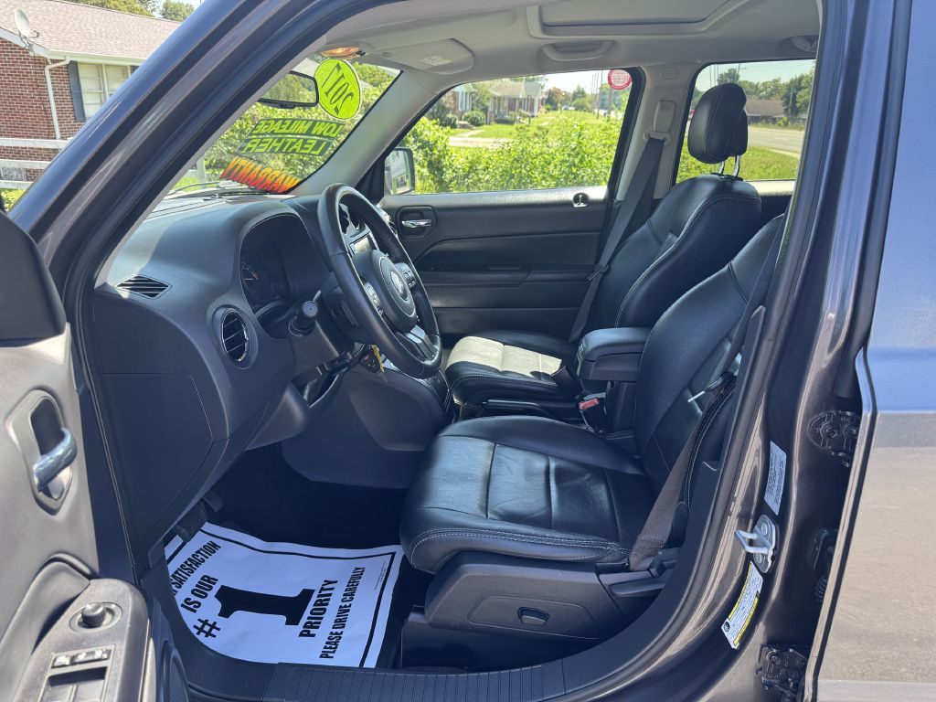 Photo 8 of this JEEP PATRIOT