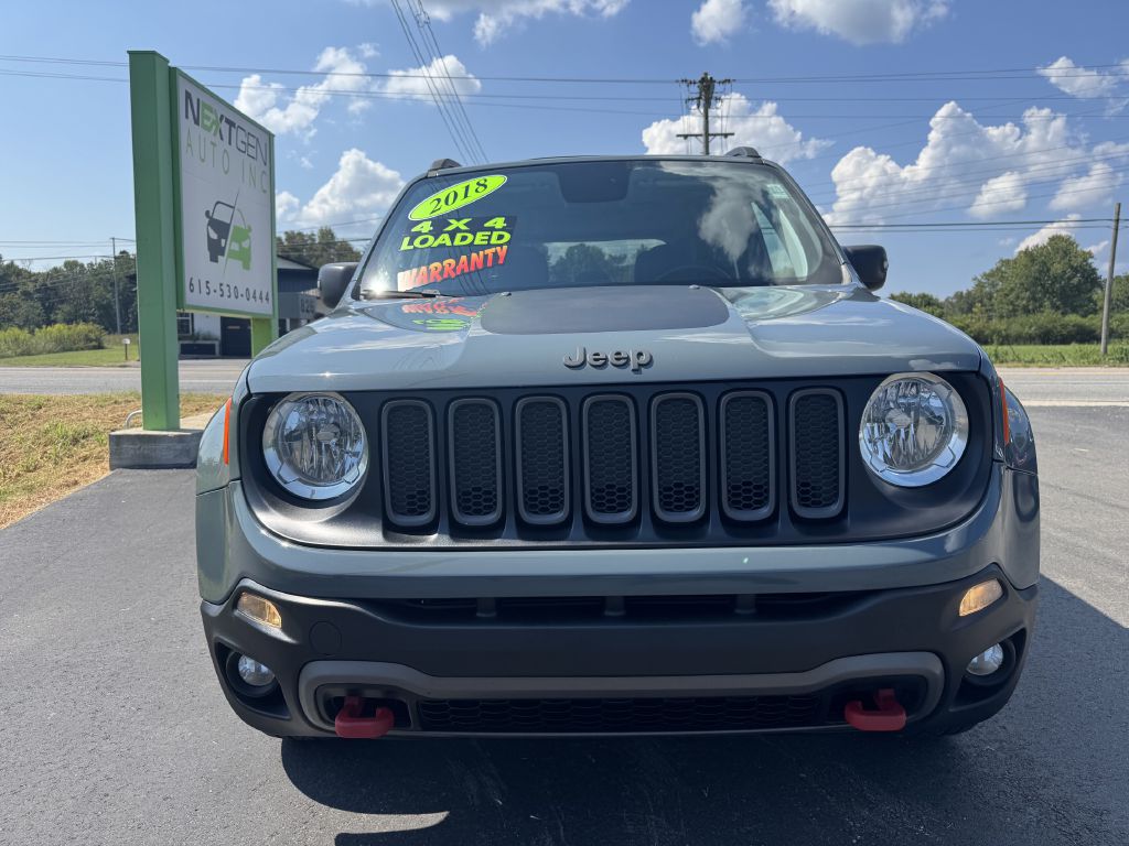 Photo 2 of this JEEP RENEGADE
