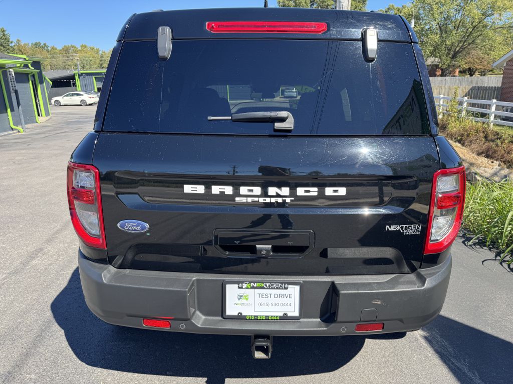 Photo 5 of this FORD BRONCO SPORT
