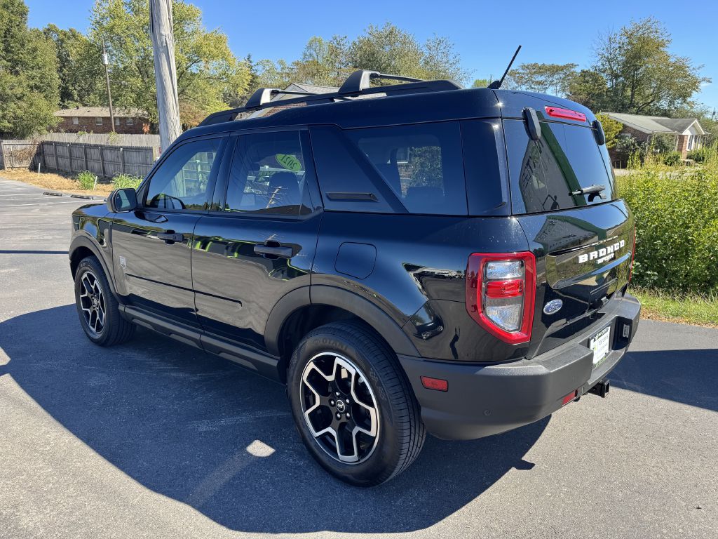 Photo 6 of this FORD BRONCO SPORT