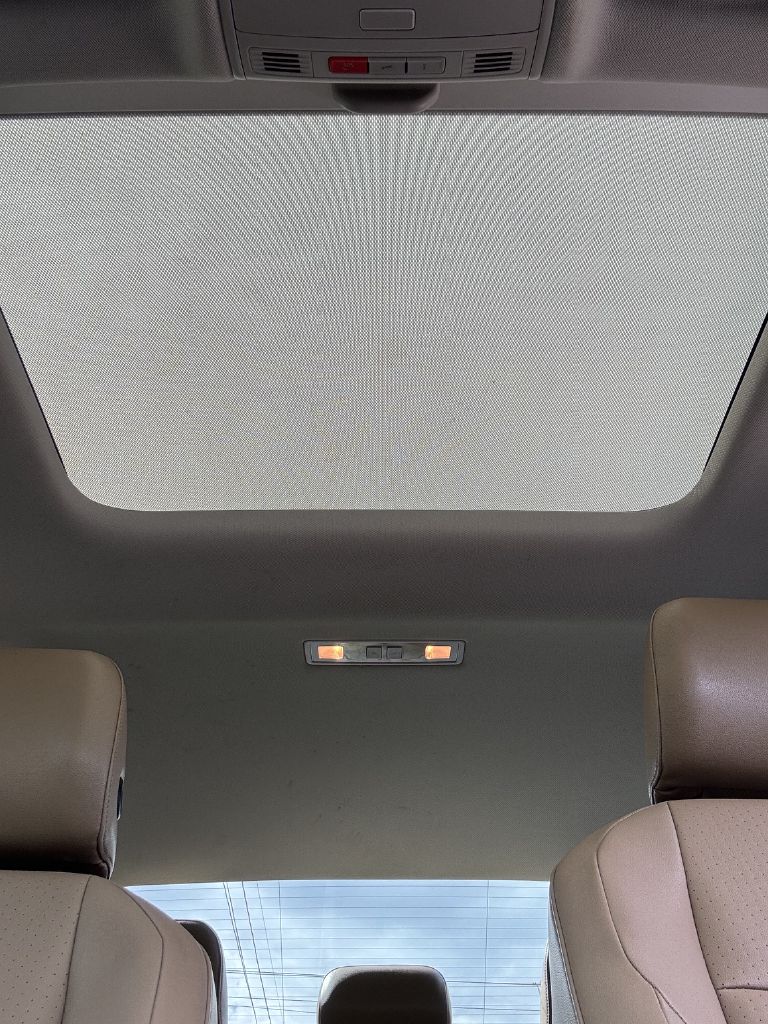 Photo 13 of this VOLKSWAGEN JETTA