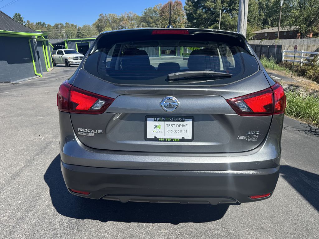 Photo 5 of this NISSAN ROGUE SPORT