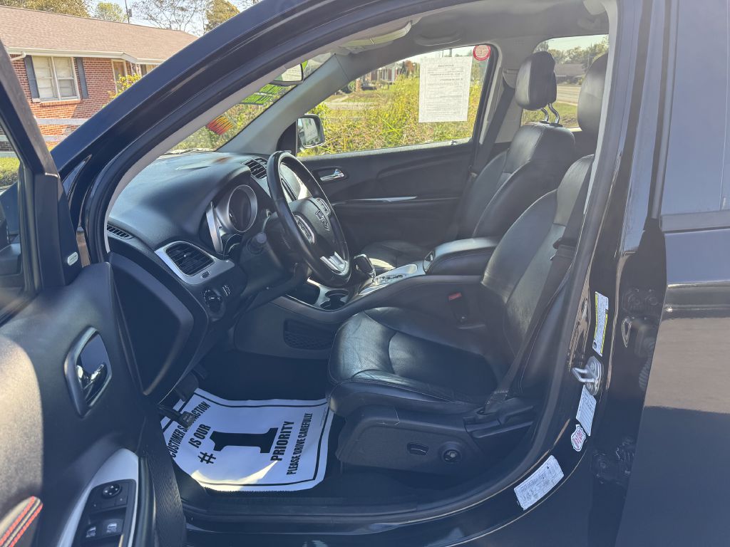 Photo 8 of this DODGE JOURNEY