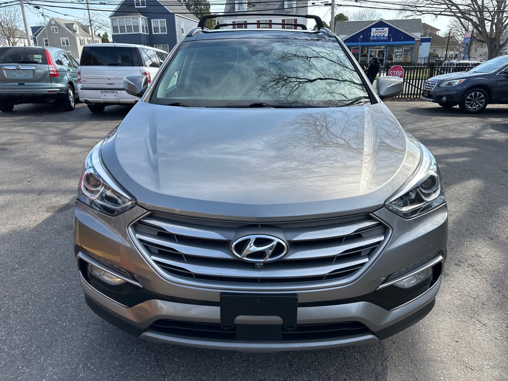 Photo 8 of this HYUNDAI SANTA FE SPORT