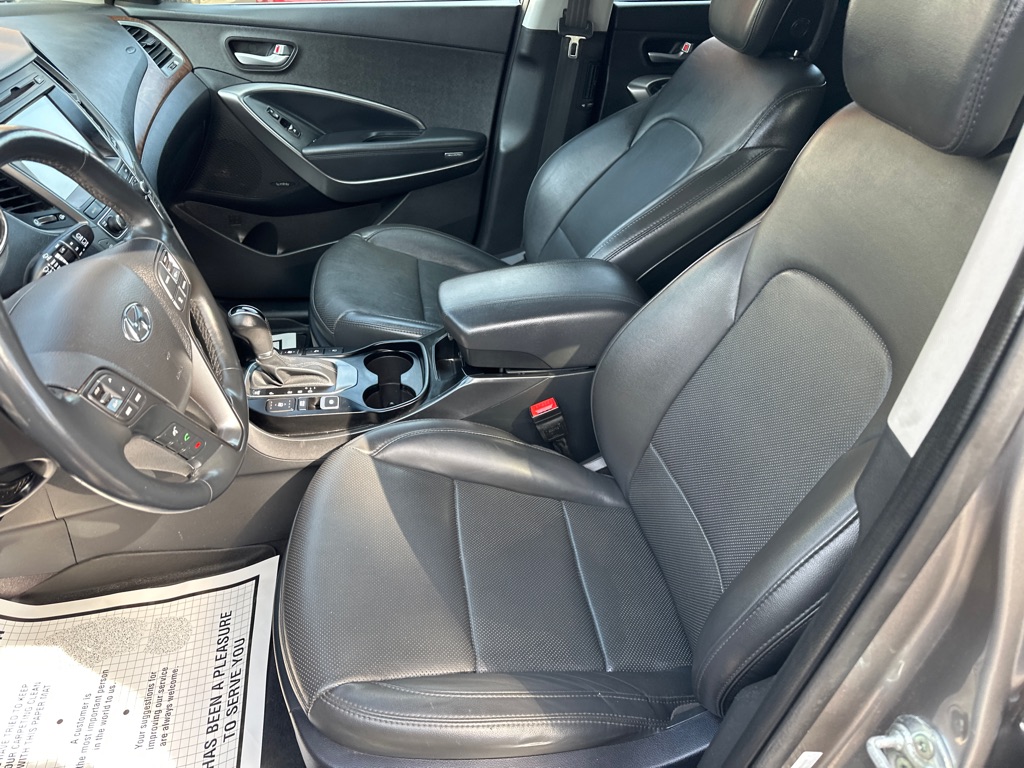 Photo 9 of this HYUNDAI SANTA FE SPORT