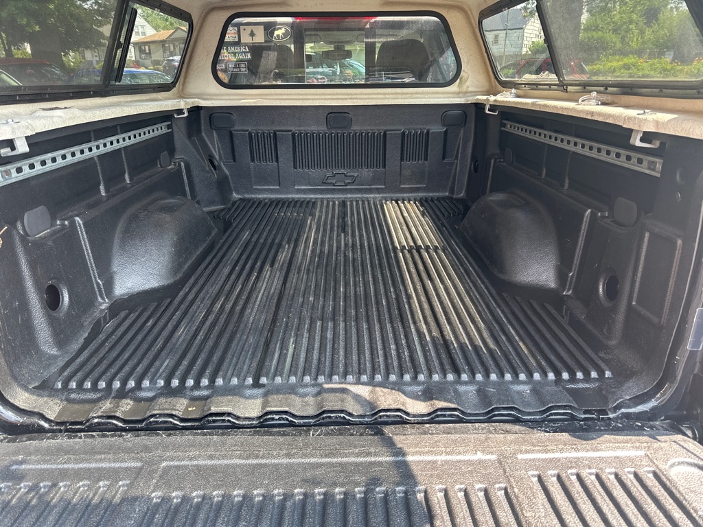 Photo 5 of this CHEVROLET COLORADO