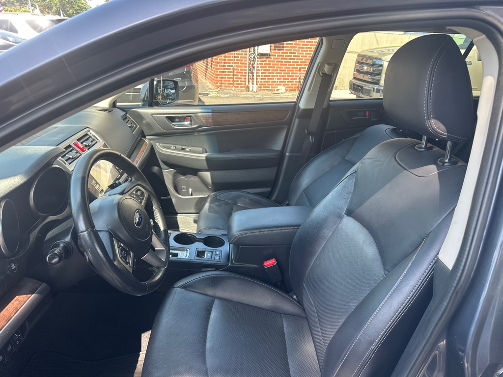 Photo 9 of this SUBARU OUTBACK