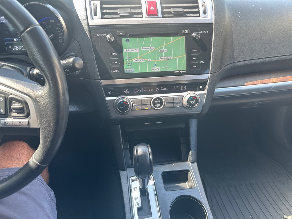 Photo 12 of this SUBARU OUTBACK