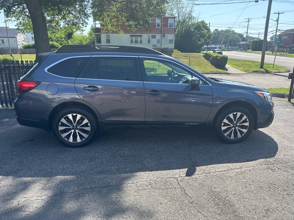 Photo 6 of this SUBARU OUTBACK