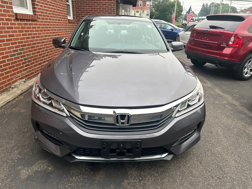 Photo 7 of this HONDA ACCORD