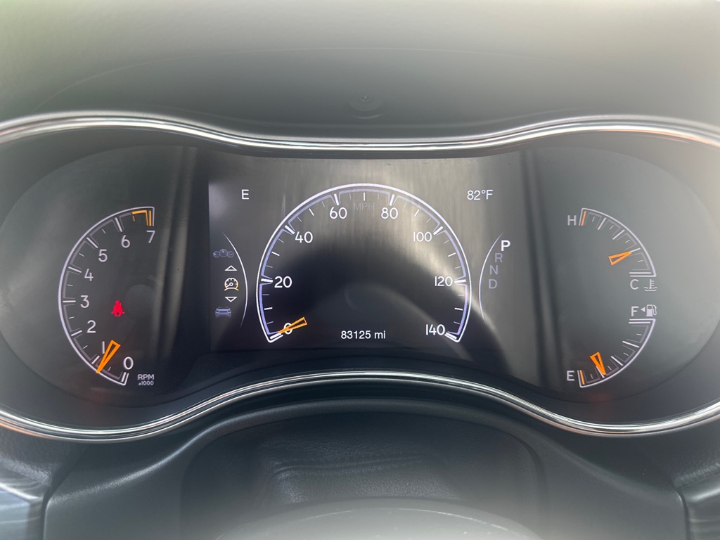 Photo 12 of this JEEP GRAND CHEROKEE