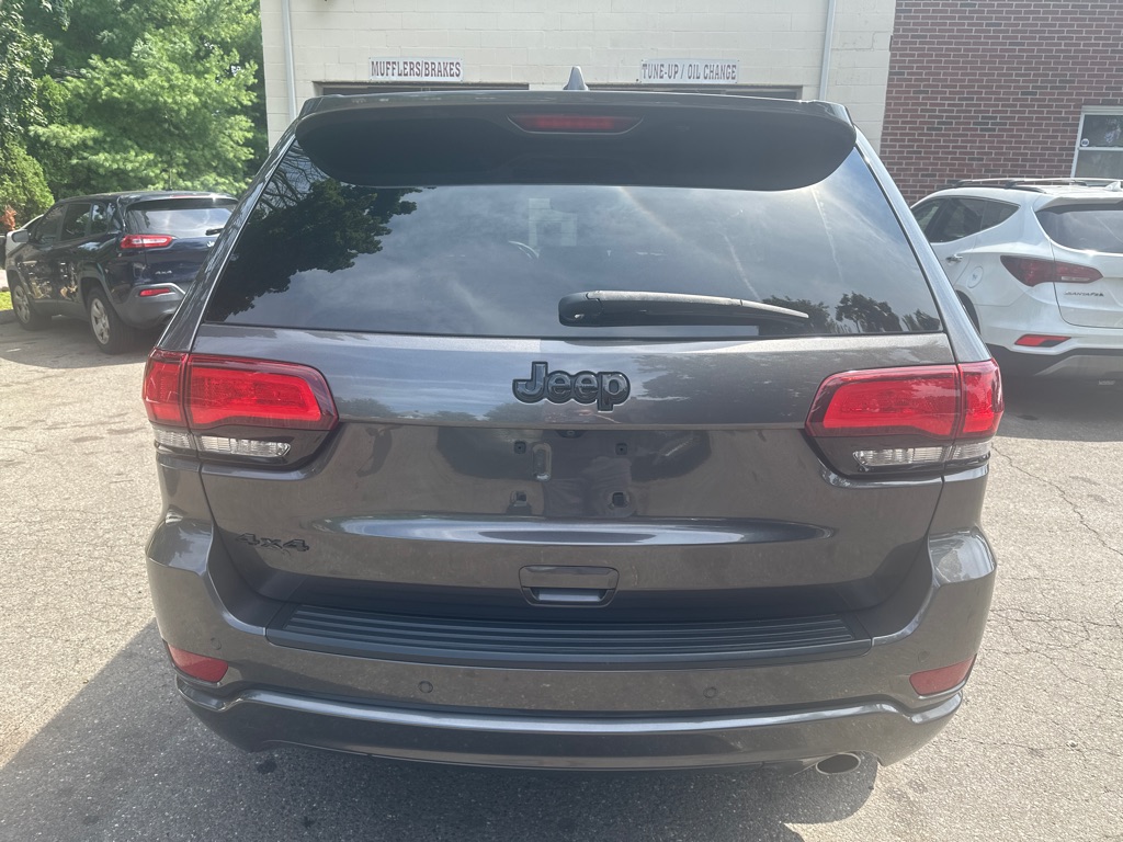 Photo 4 of this JEEP GRAND CHEROKEE