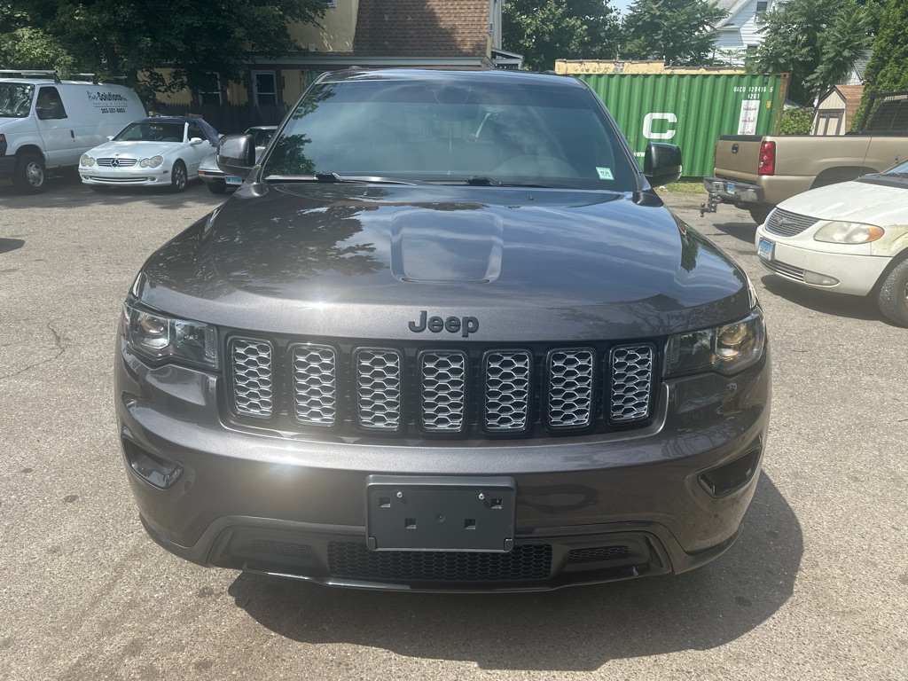 Photo 8 of this JEEP GRAND CHEROKEE