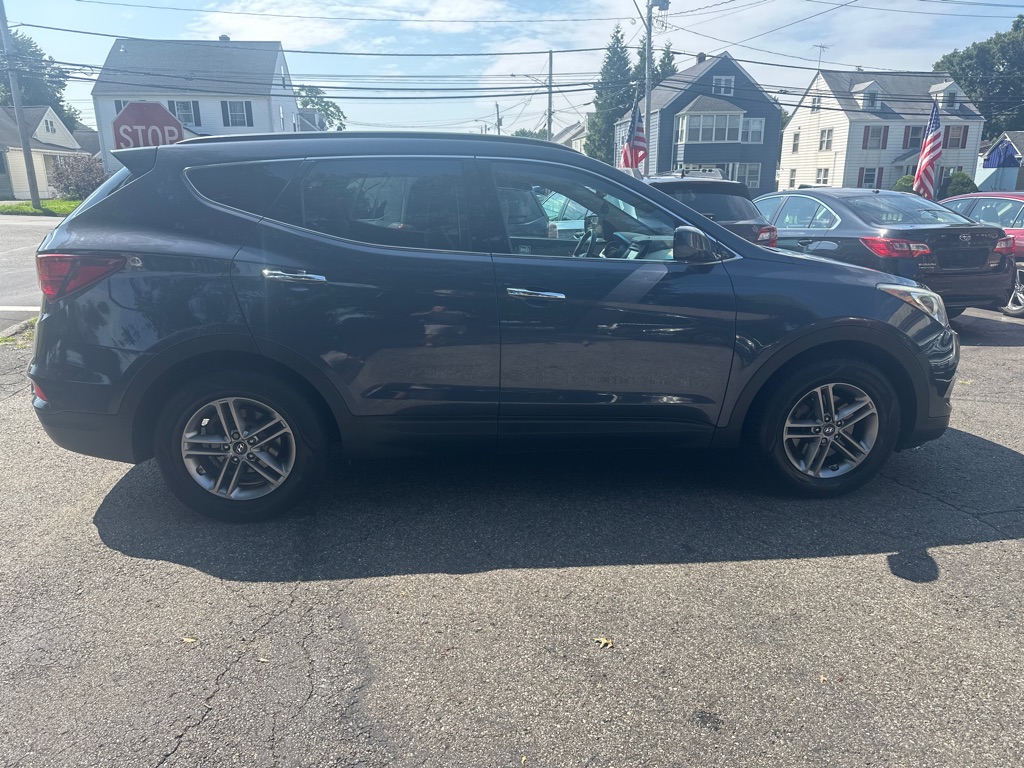 Photo 6 of this HYUNDAI SANTA FE SPORT