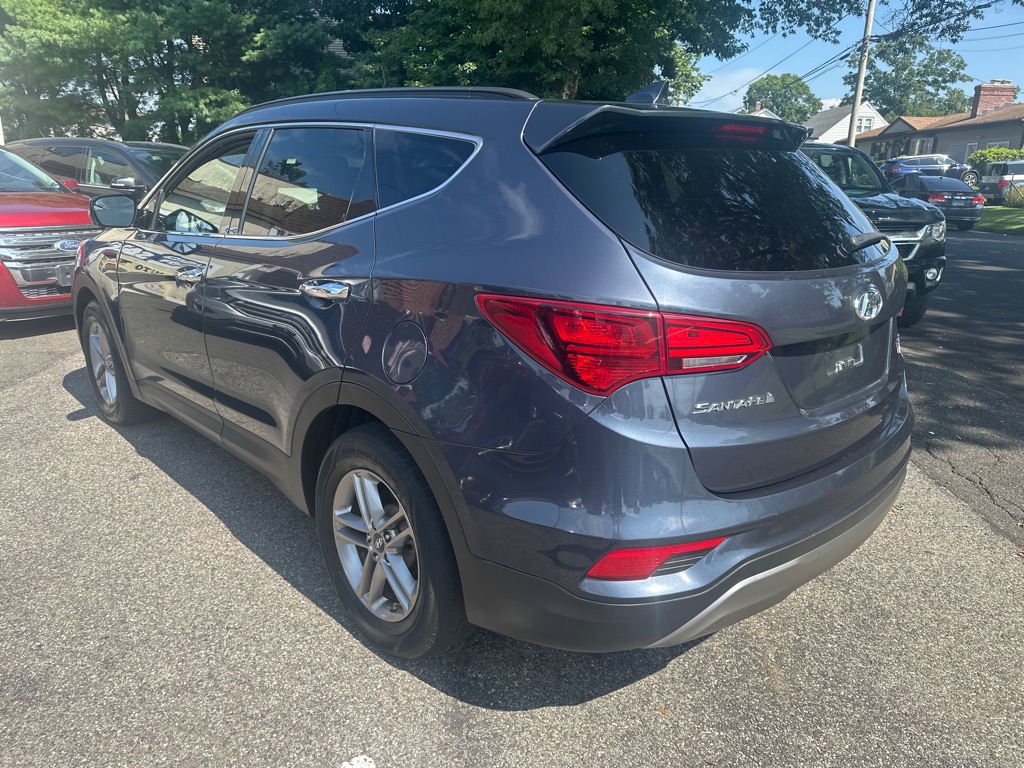 Photo 3 of this HYUNDAI SANTA FE SPORT