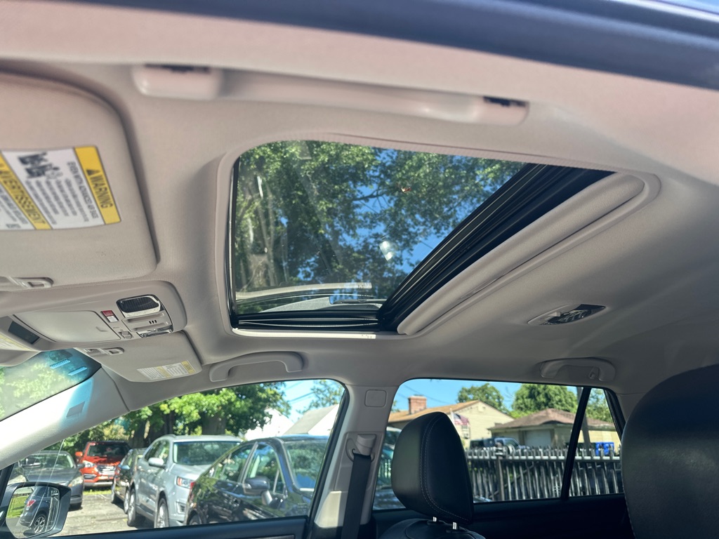 Photo 12 of this SUBARU OUTBACK